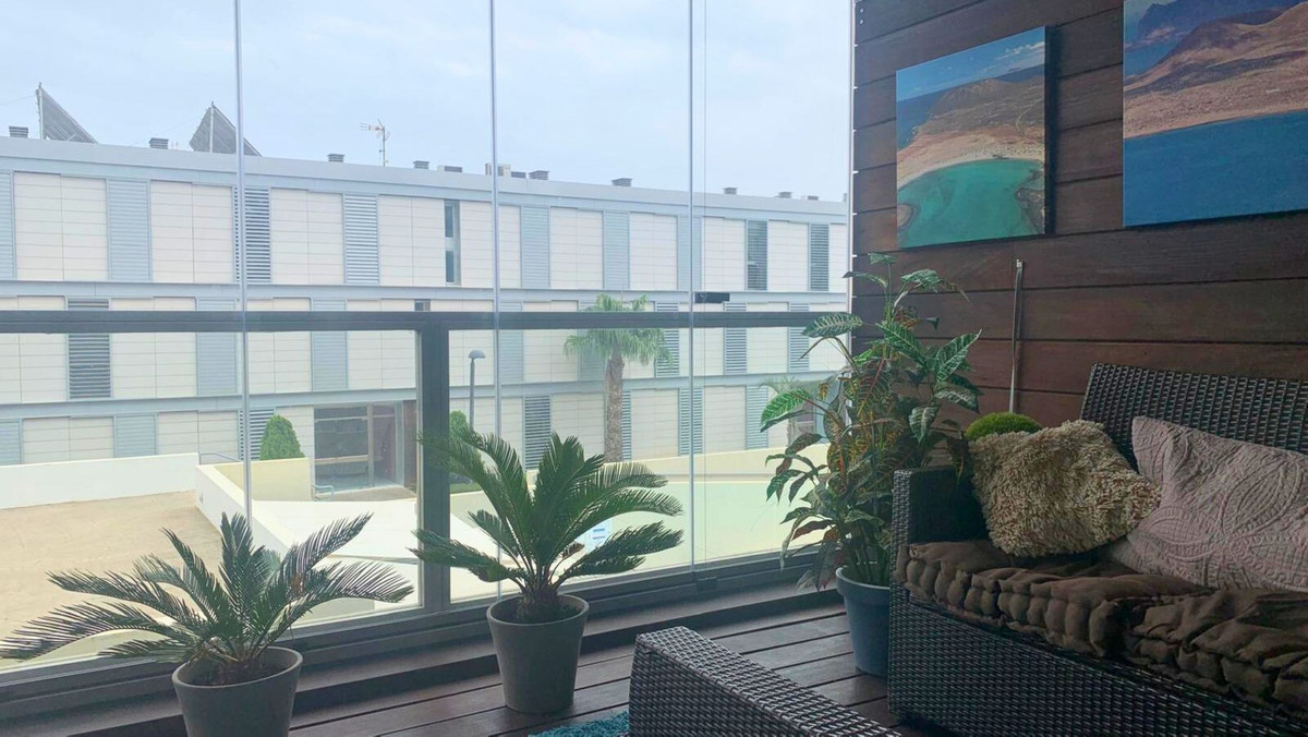 3 Bed, 2 Bath, ApartmentFor Sale, La Duquesa, Malaga