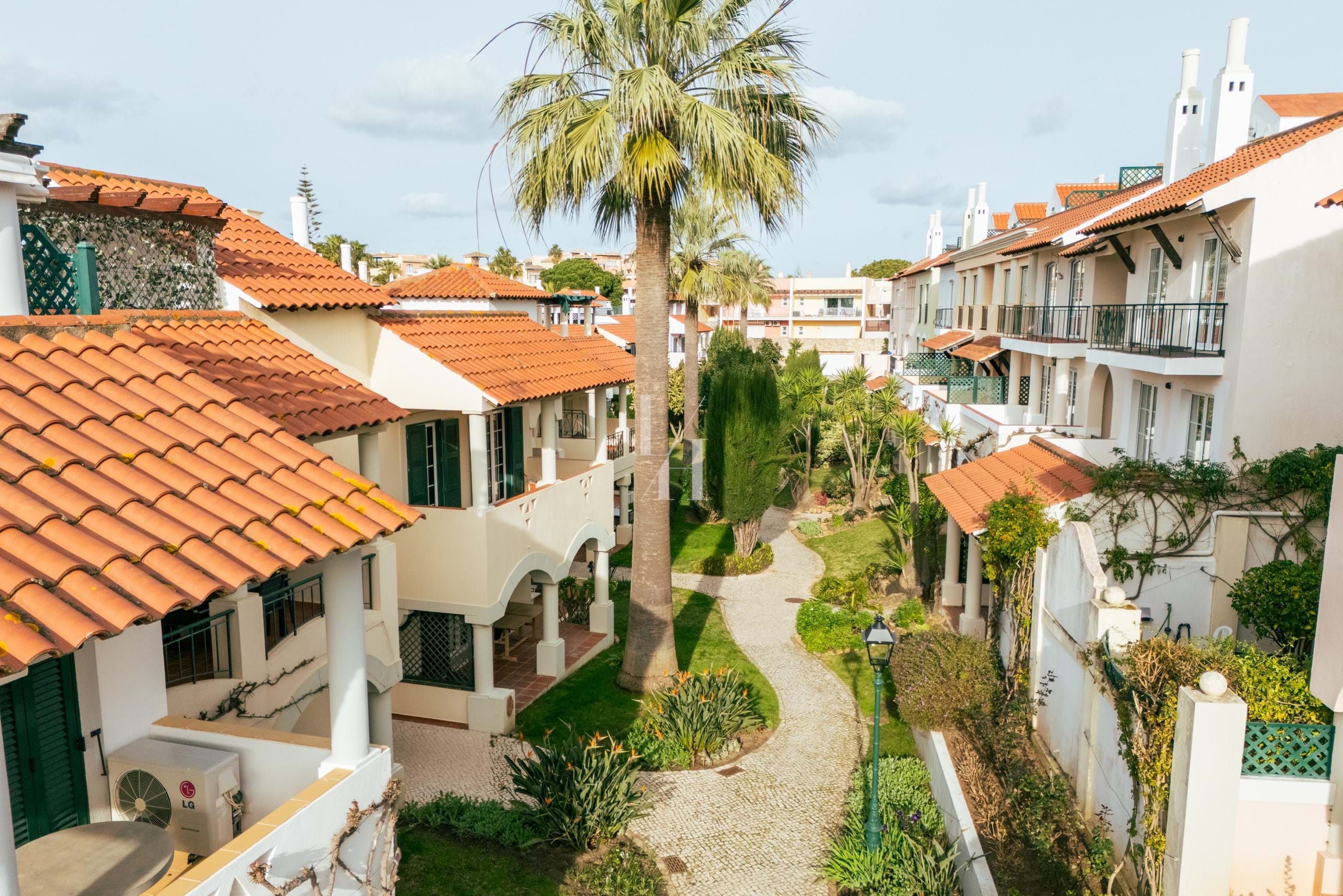 2 Bed, 1 Bath, ApartmentFor Sale, Loulé, Faro, 8125-429