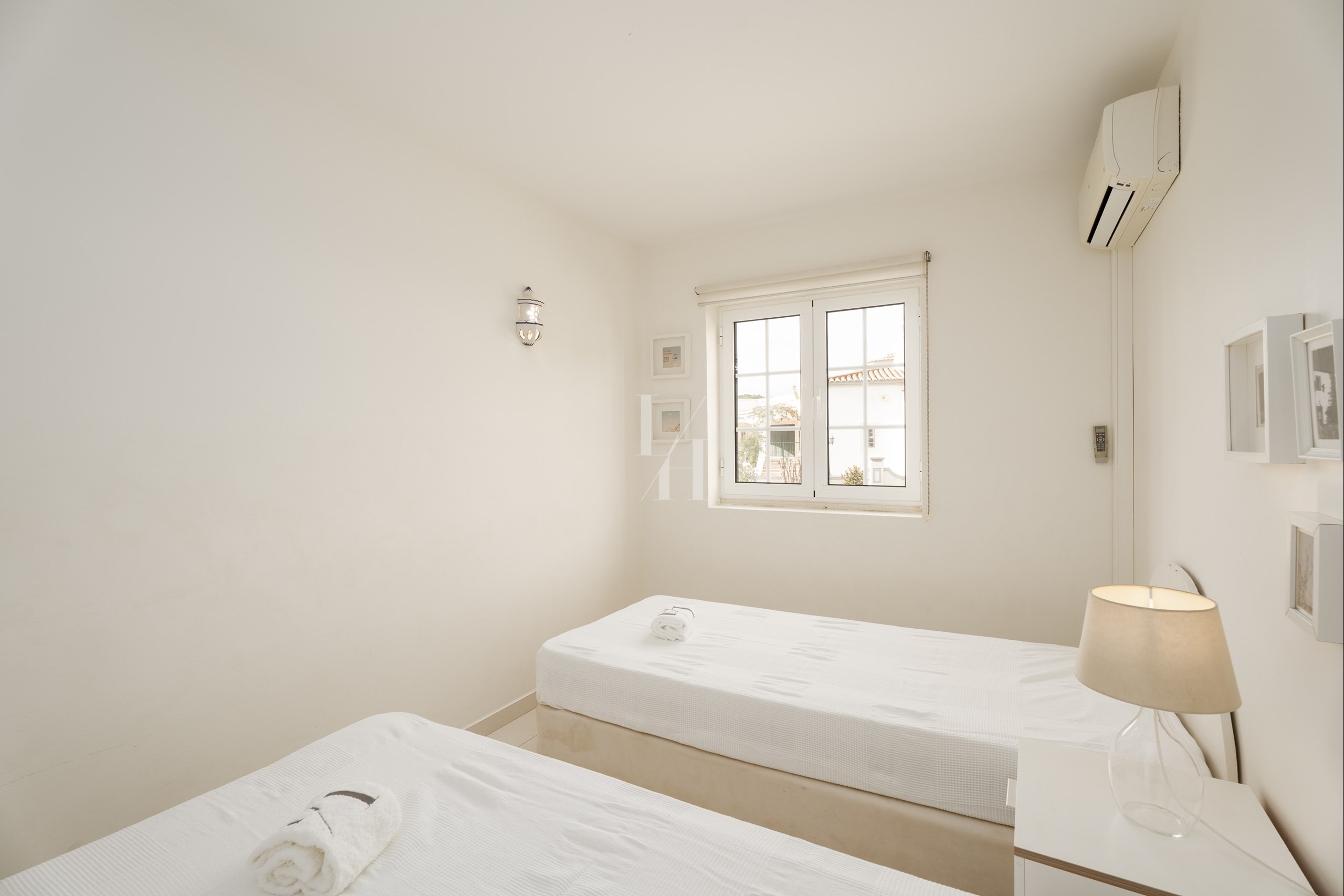 2 Bed, 1 Bath, ApartmentFor Sale, Loulé, Faro, 8125-429