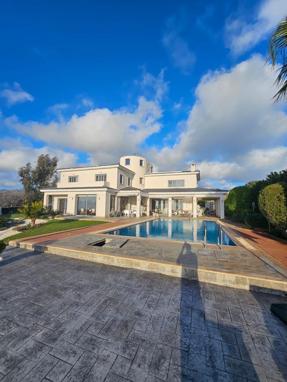 6 Bed, 5 Bath, HouseFor Sale, Konia, Paphos