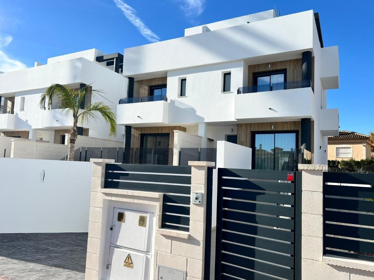 3 Bed, 2 Bath, HouseFor Sale, Benferri, Costa Blanca