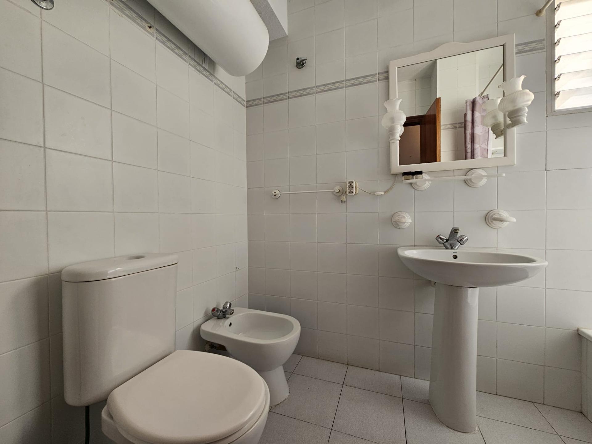 1 Bed, 1 Bath, ApartmentFor Sale, Torrevieja, Alicante