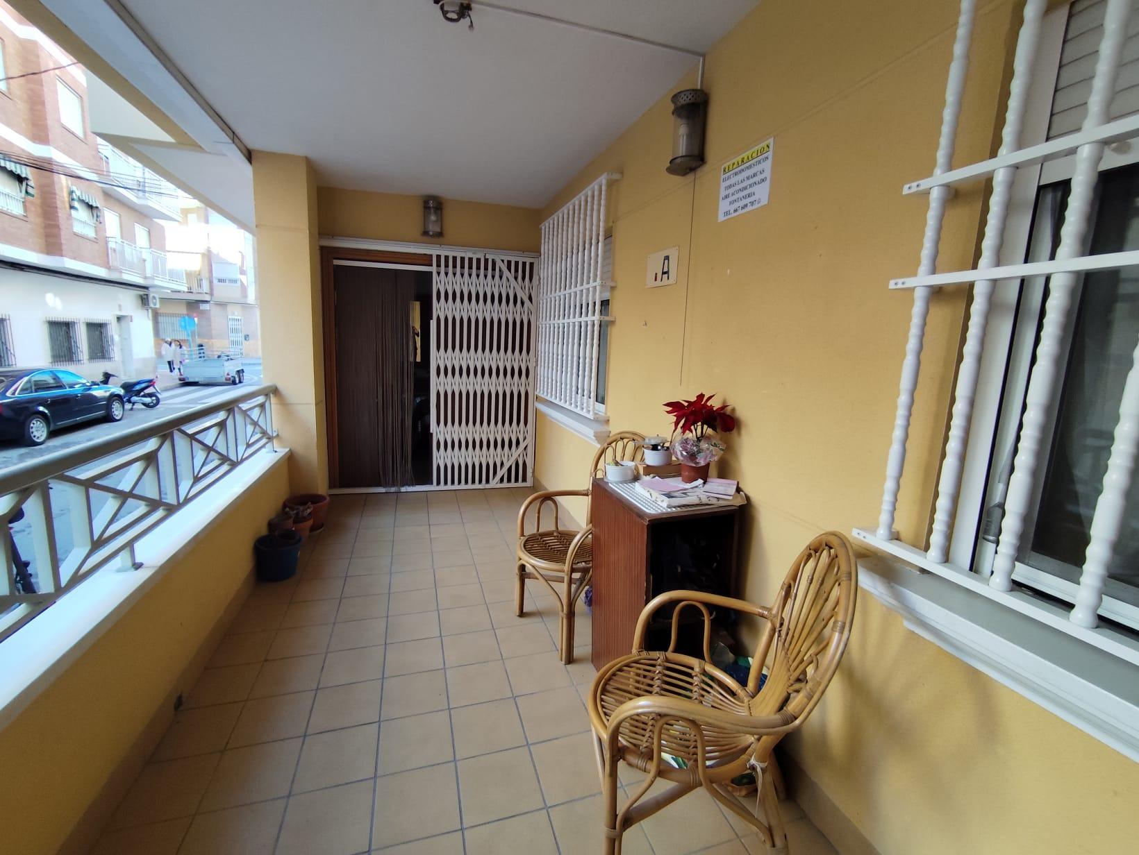 4 Bed, 2 Bath, ApartmentFor Sale, Torrevieja, Alicante