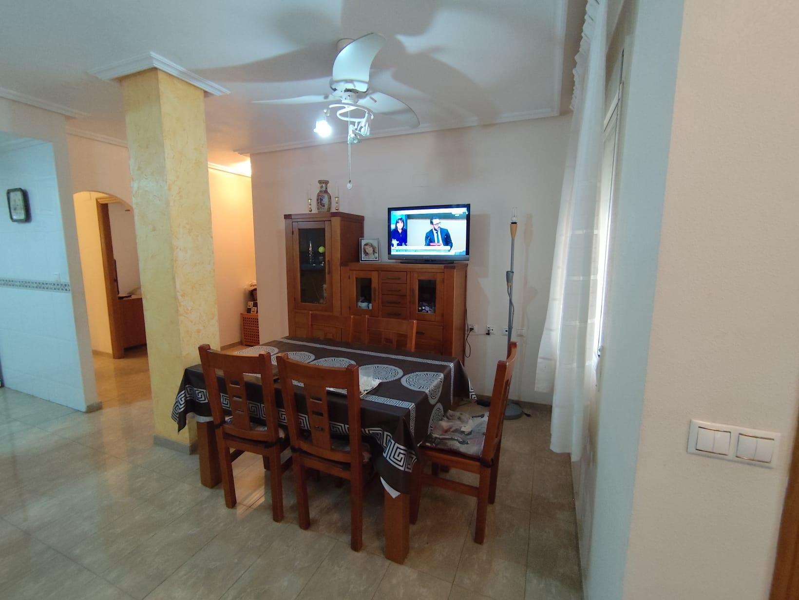 4 Bed, 2 Bath, ApartmentFor Sale, Torrevieja, Alicante