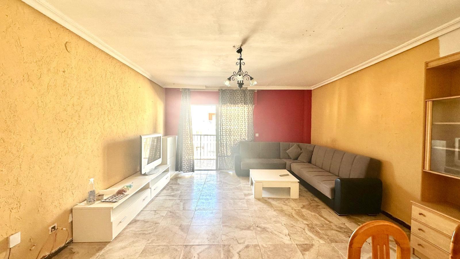 2 Bed, 1 Bath, ApartmentFor Sale, Torrevieja, Alicante