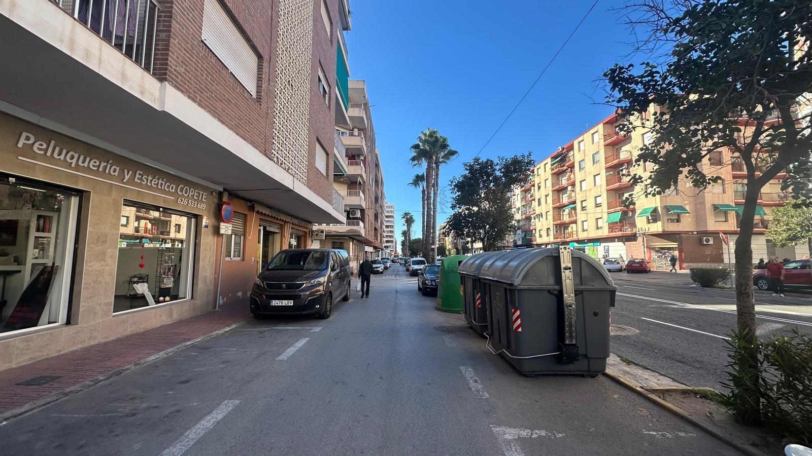 2 Bed, 1 Bath, ApartmentFor Sale, Torrevieja, Alicante