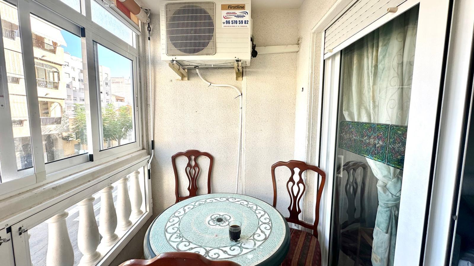 2 Bed, 1 Bath, ApartmentFor Sale, Torrevieja, Alicante