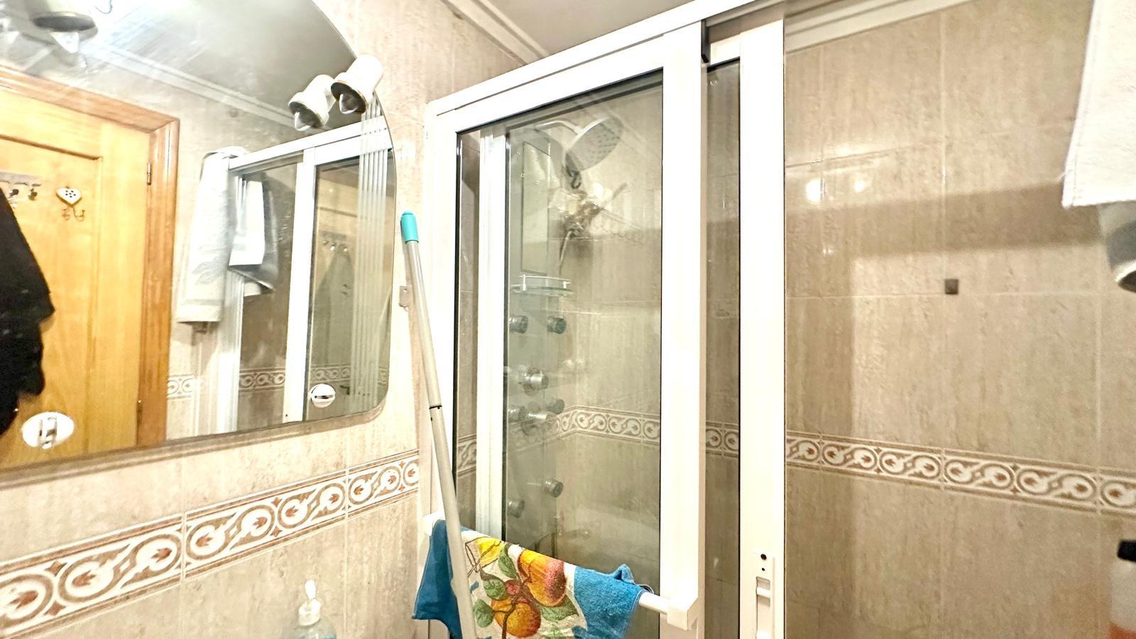 2 Bed, 1 Bath, ApartmentFor Sale, Torrevieja, Alicante