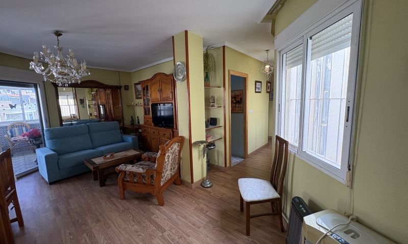 3 Bed, 1 Bath, ApartmentFor Sale, Torrevieja, Alicante