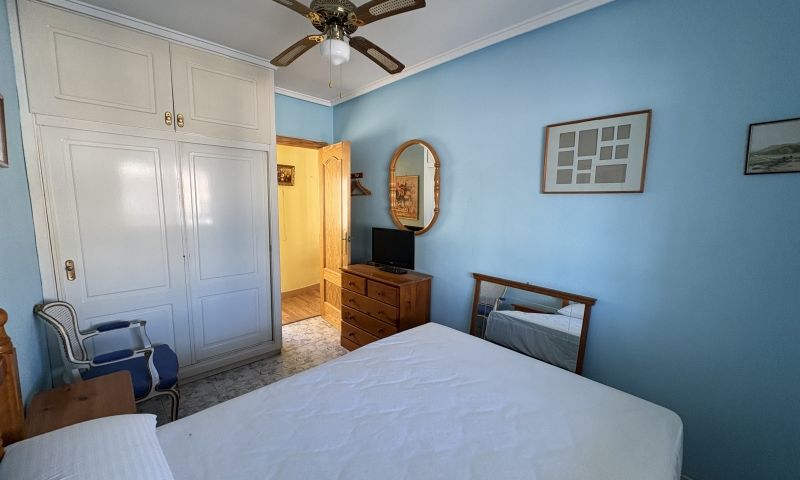 3 Bed, 1 Bath, ApartmentFor Sale, Torrevieja, Alicante