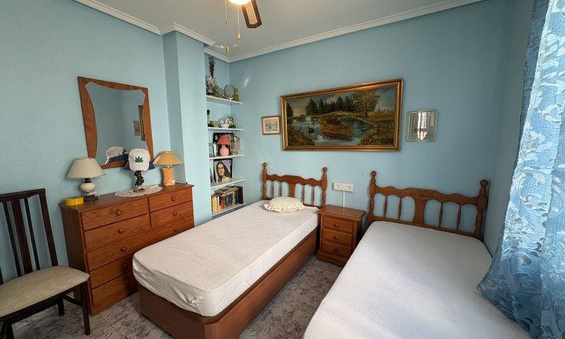 3 Bed, 1 Bath, ApartmentFor Sale, Torrevieja, Alicante