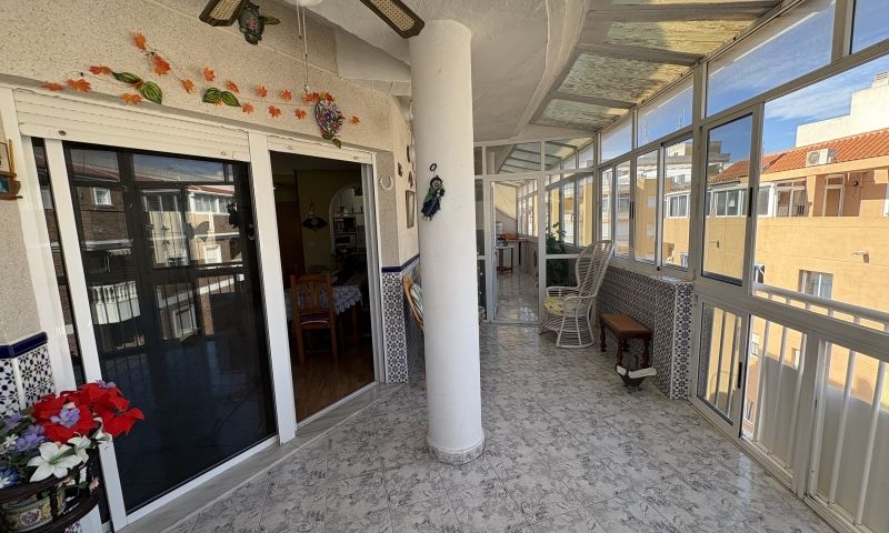 3 Bed, 1 Bath, ApartmentFor Sale, Torrevieja, Alicante
