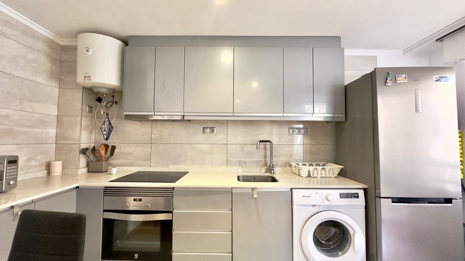 2 Bed, 1 Bath, ApartmentFor Sale, Torrevieja, Alicante