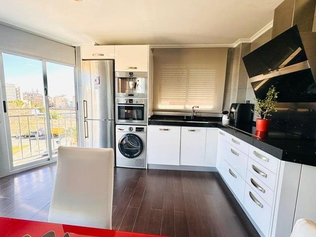 3 Bed, 2 Bath, ApartmentFor Sale, Torrevieja, Alicante