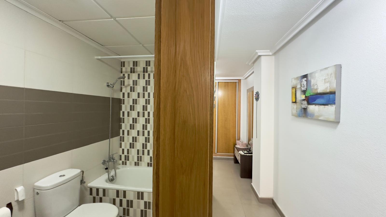 2 Bed, 1 Bath, ApartmentFor Sale, Torrevieja, Alicante