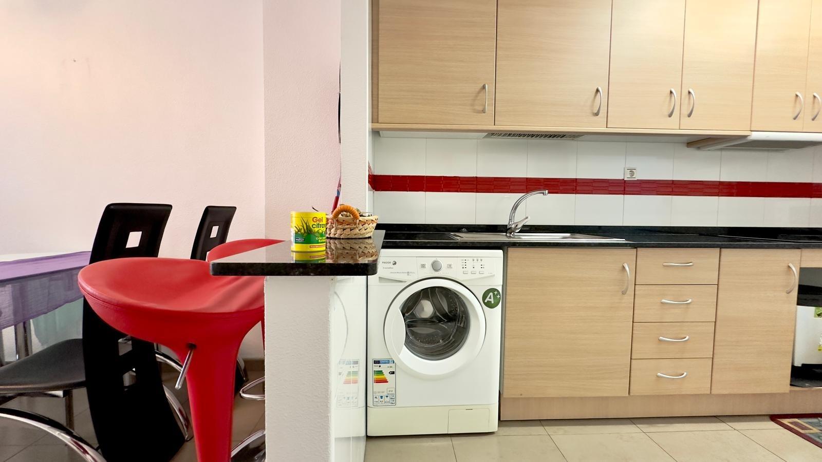 2 Bed, 1 Bath, ApartmentFor Sale, Torrevieja, Alicante