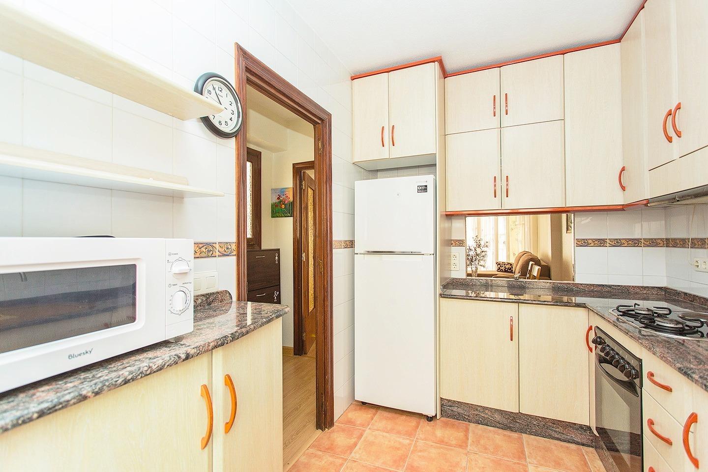 3 Bed, 2 Bath, ApartmentFor Sale, Torrevieja, Alicante