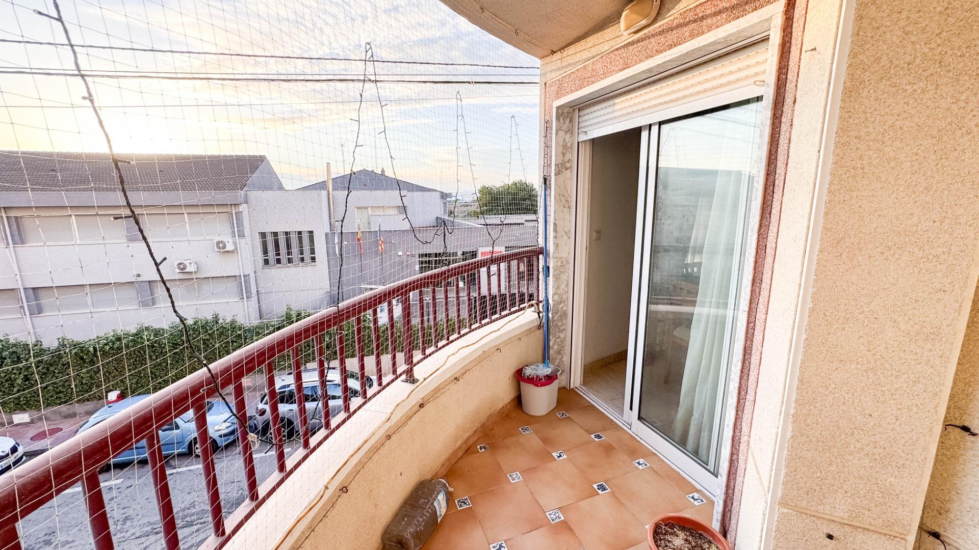 3 Bed, 2 Bath, ApartmentFor Sale, Torrevieja, Alicante