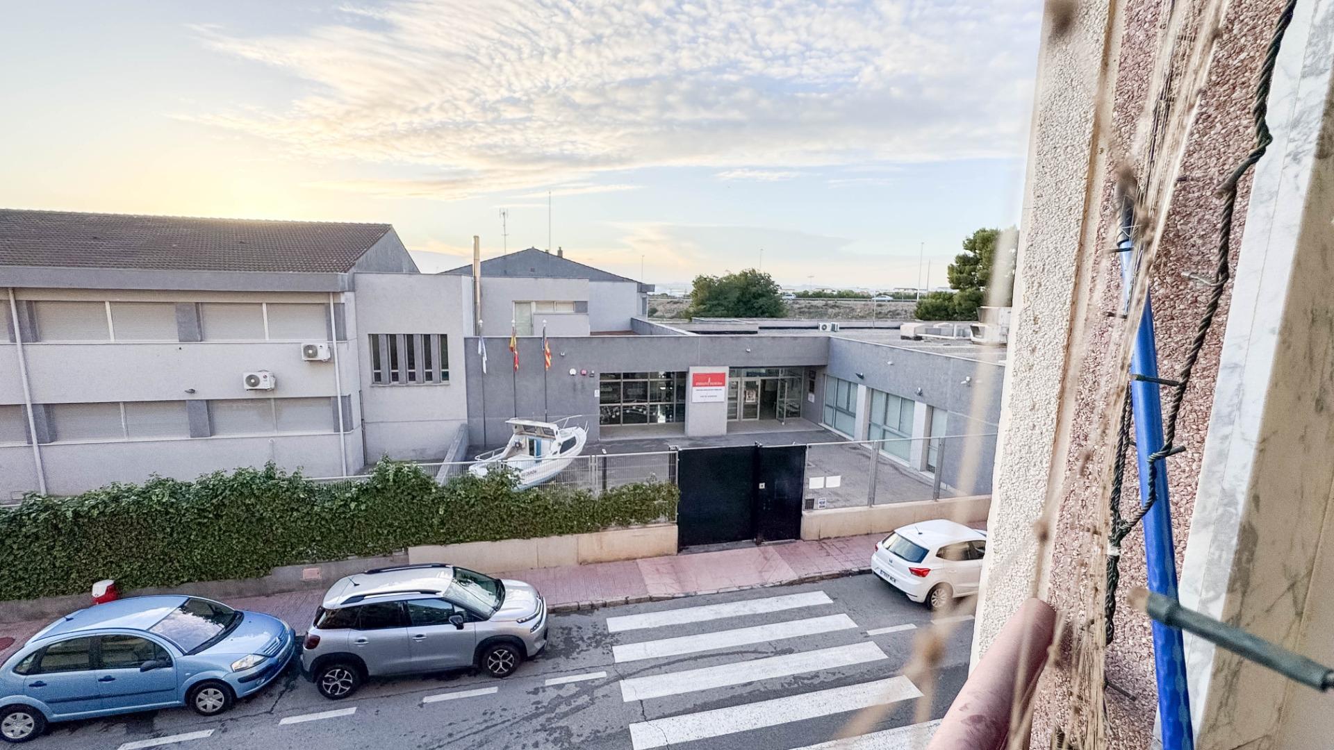 3 Bed, 2 Bath, ApartmentFor Sale, Torrevieja, Alicante