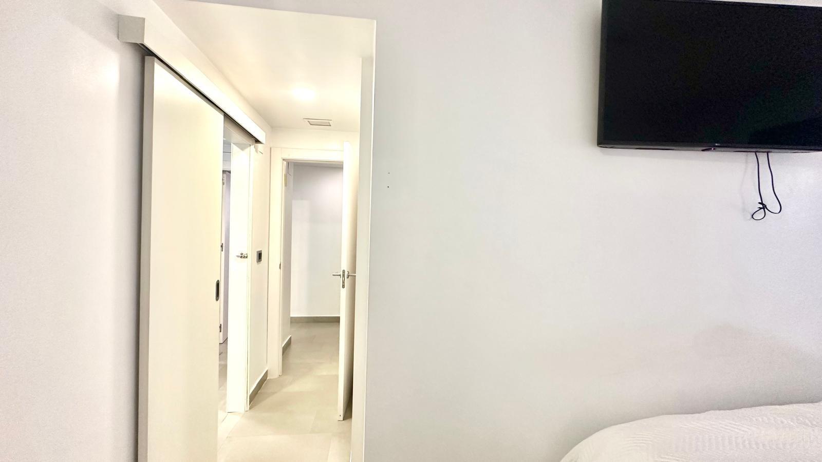 3 Bed, 2 Bath, ApartmentFor Sale, Torrevieja, Alicante