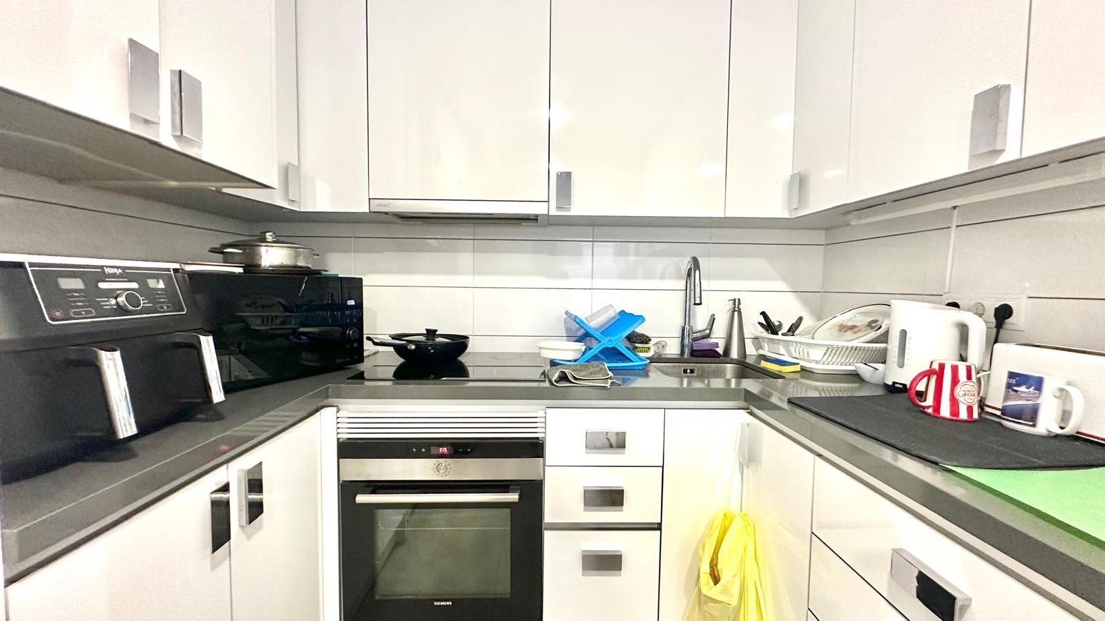 3 Bed, 2 Bath, ApartmentFor Sale, Torrevieja, Alicante