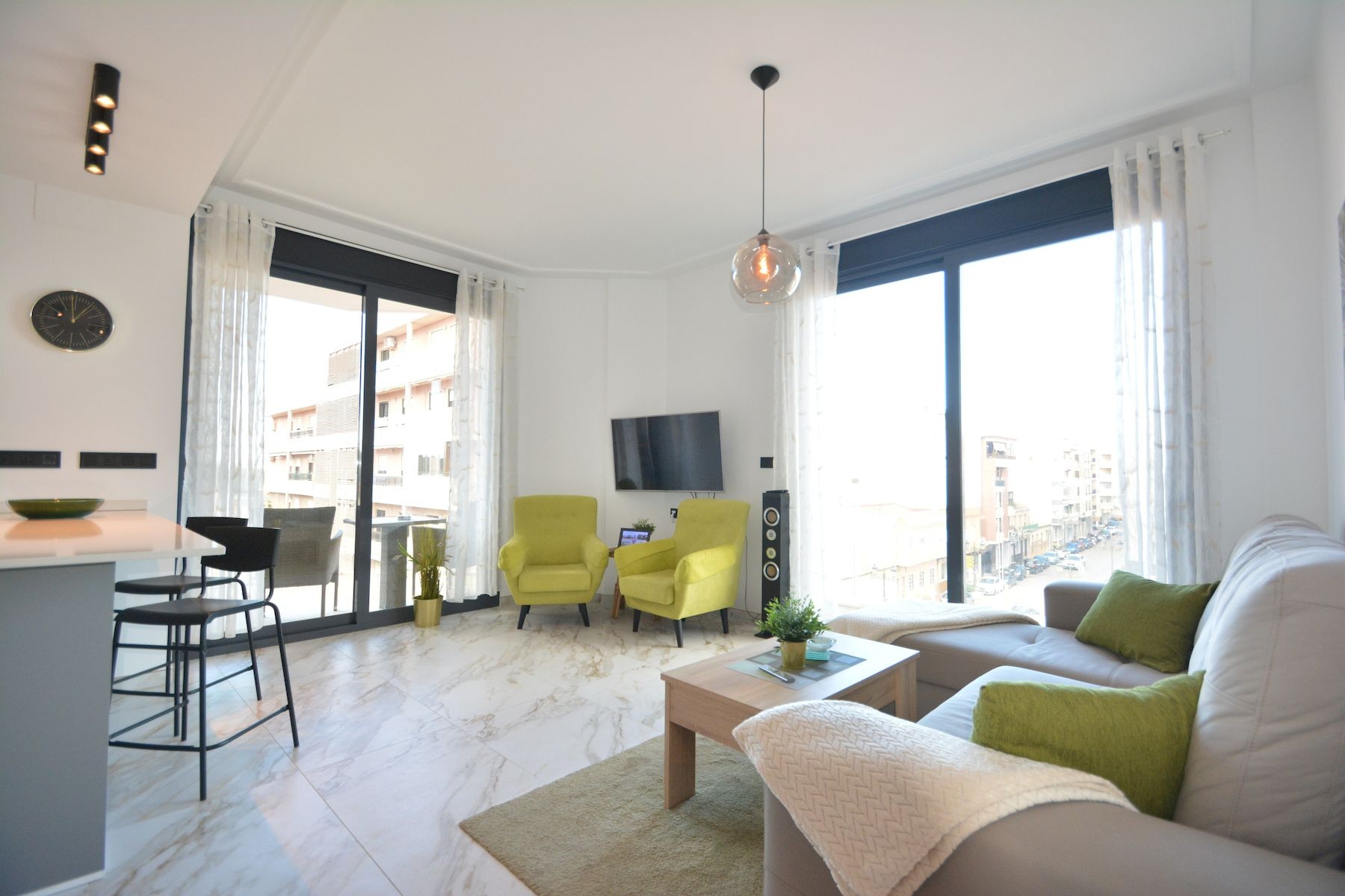 3 Bed, 2 Bath, ApartmentFor Sale, Guardamar Del Segura, Alicante