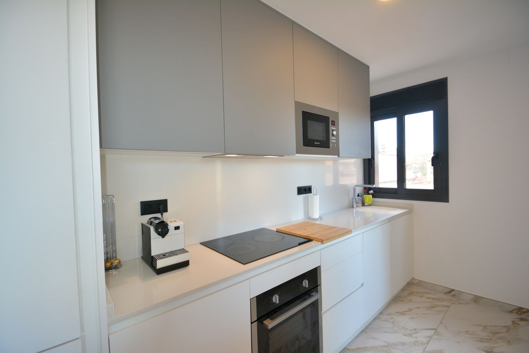 3 Bed, 2 Bath, ApartmentFor Sale, Guardamar Del Segura, Alicante