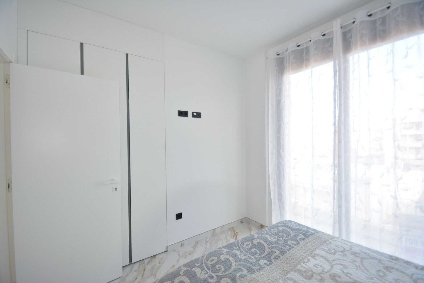 3 Bed, 2 Bath, ApartmentFor Sale, Guardamar Del Segura, Alicante