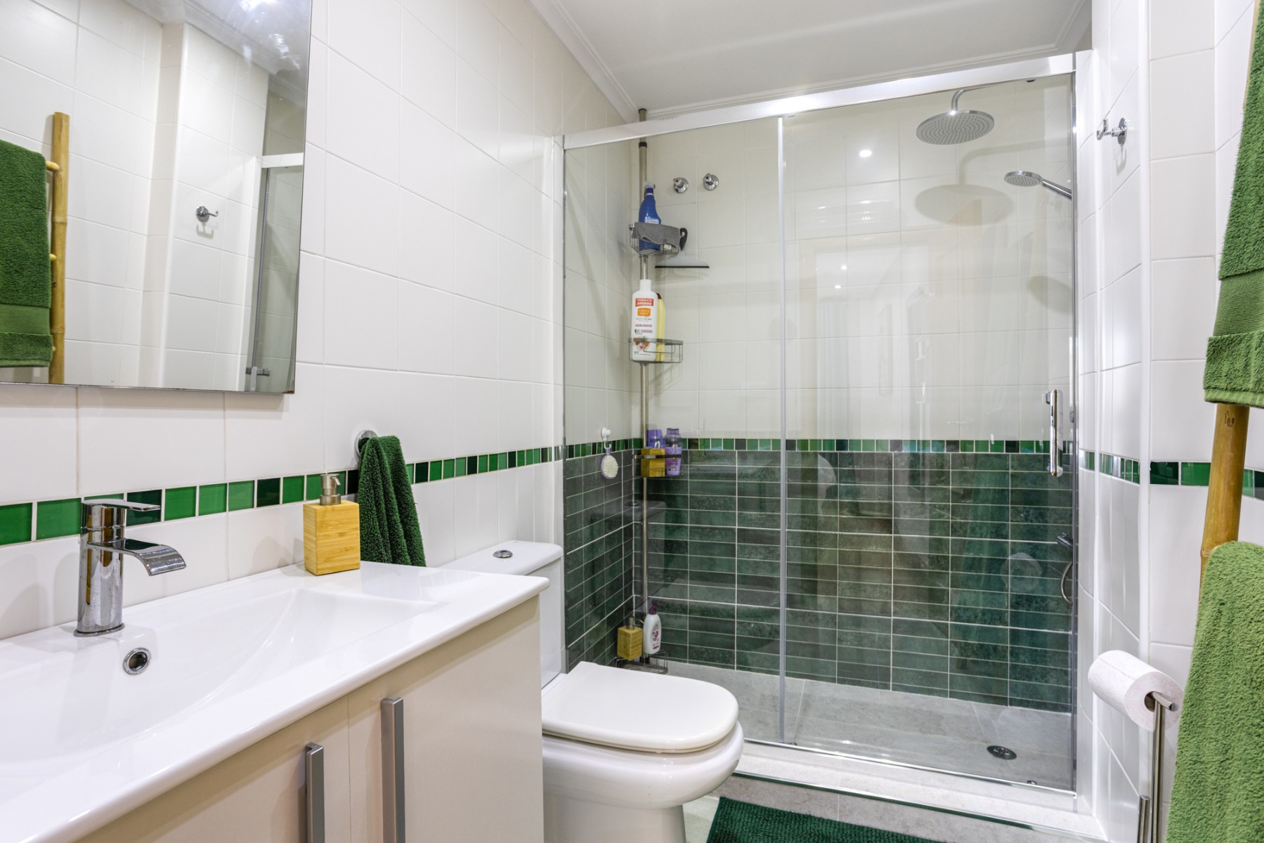 3 Bed, 2 Bath, ApartmentFor Sale, Los Montesinos, Alicante