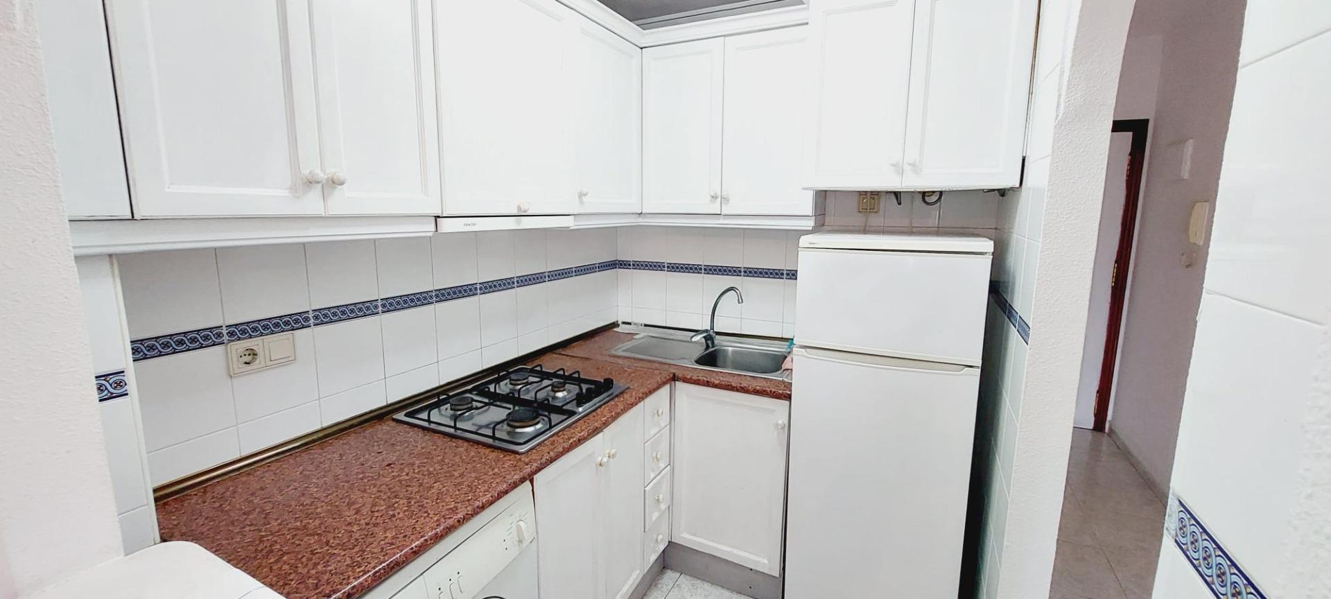 2 Bed, 1 Bath, ApartmentFor Sale, Torrevieja, Alicante