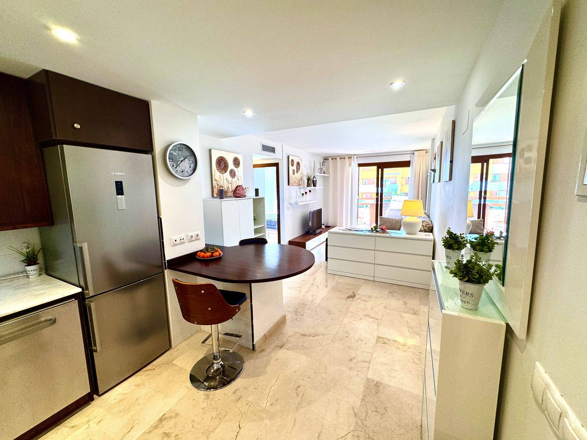 2 Bed, 1 Bath, ApartmentFor Sale, Torrevieja, Alicante