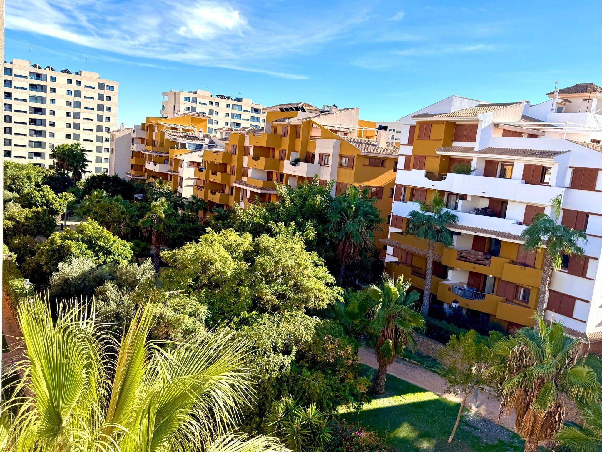 2 Bed, 1 Bath, ApartmentFor Sale, Torrevieja, Alicante