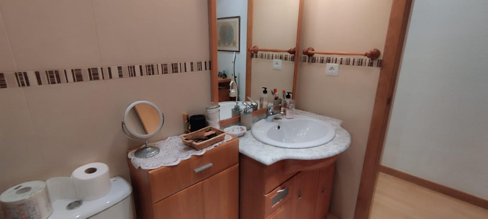 2 Bed, 1 Bath, ApartmentFor Sale, Torrevieja, Alicante