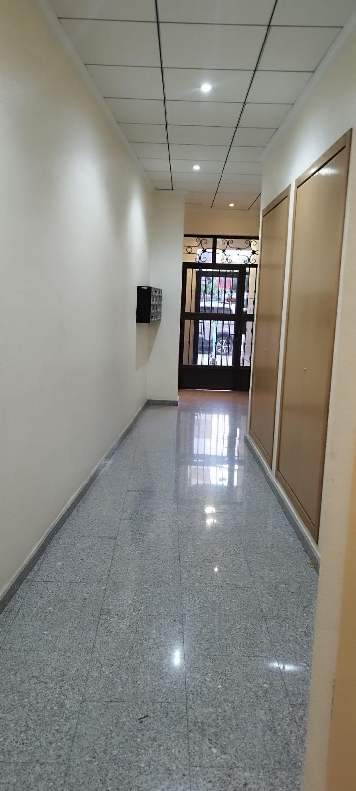 2 Bed, 1 Bath, ApartmentFor Sale, Torrevieja, Alicante