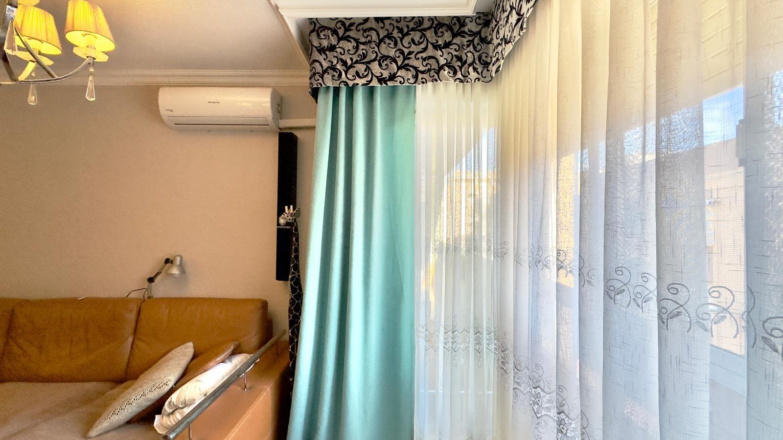 4 Bed, 1 Bath, ApartmentFor Sale, Torrevieja, Alicante