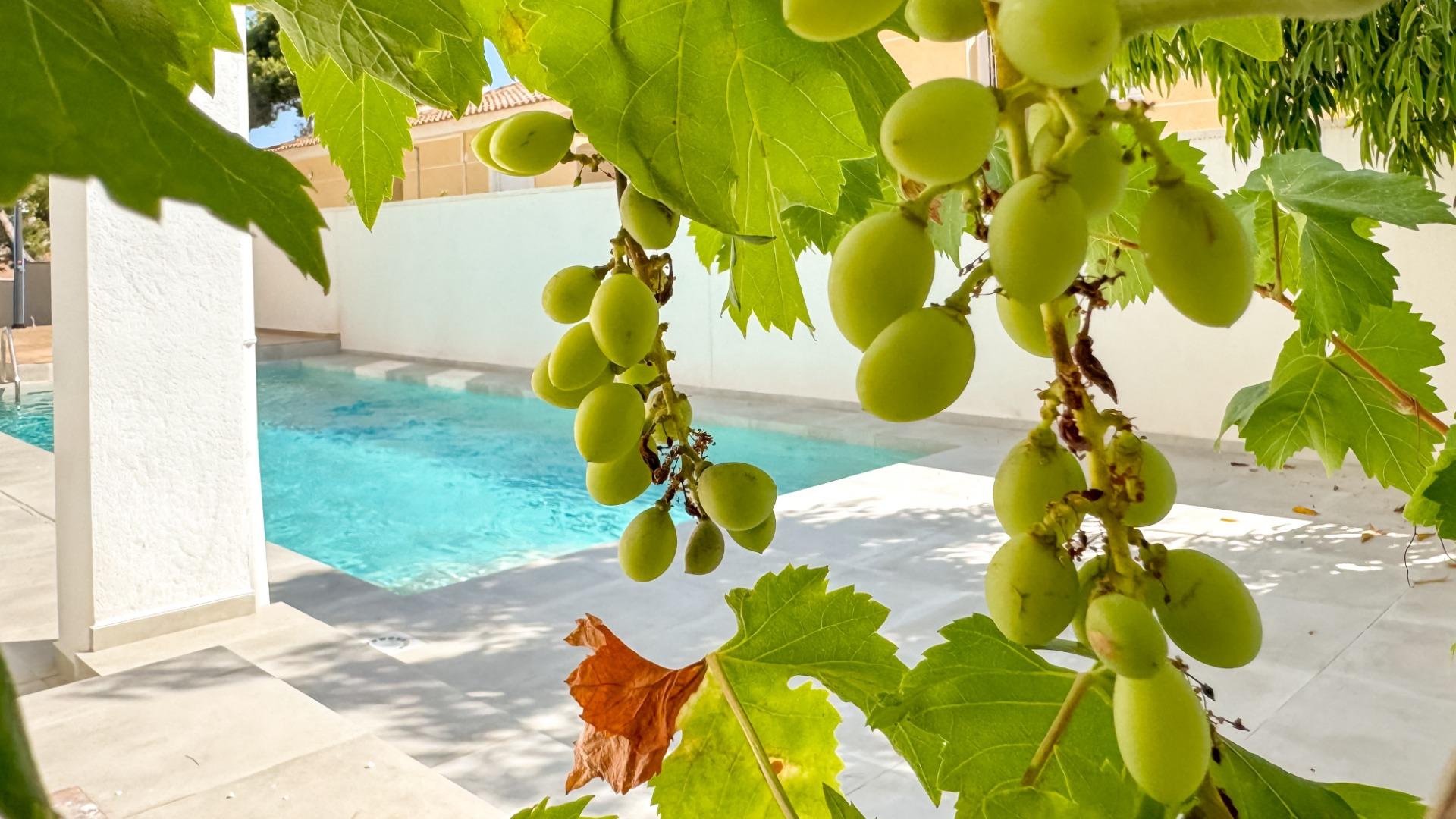 4 Bed, 4 Bath, HouseFor Sale, Torrevieja, Alicante