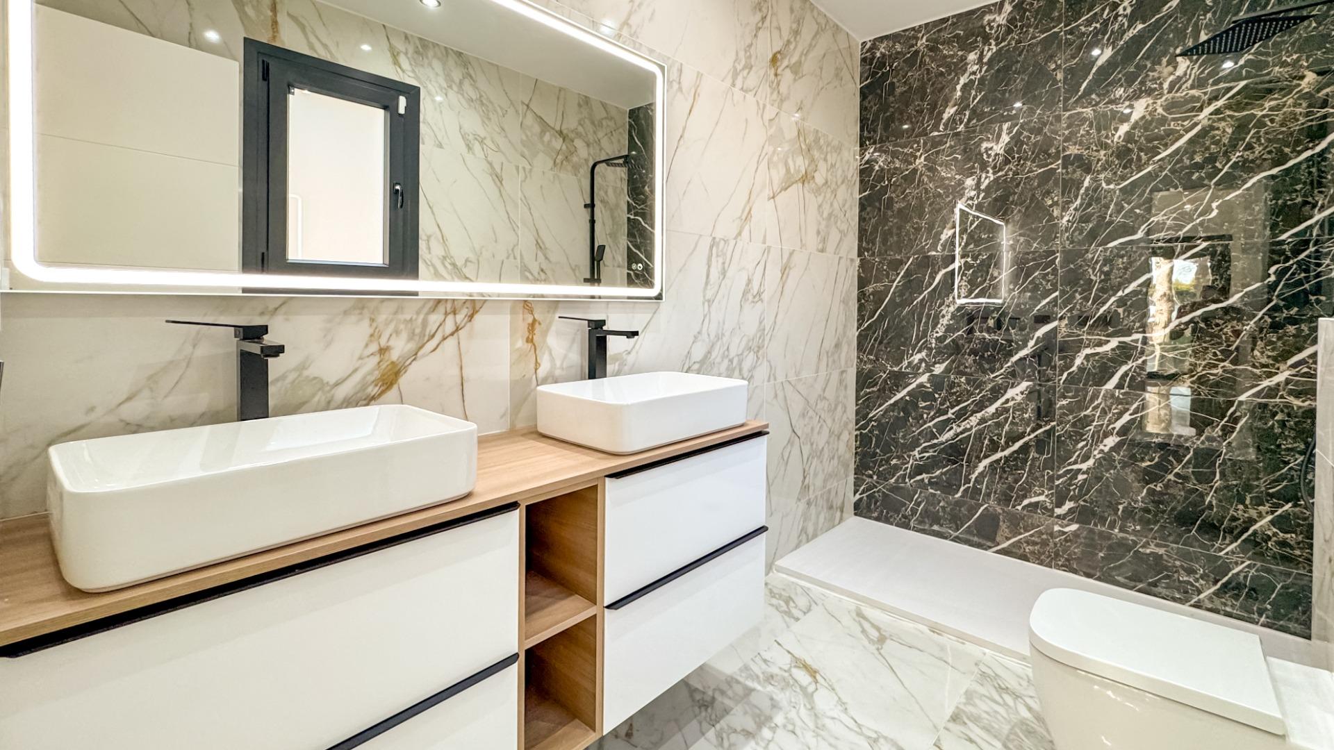 4 Bed, 4 Bath, HouseFor Sale, Torrevieja, Alicante