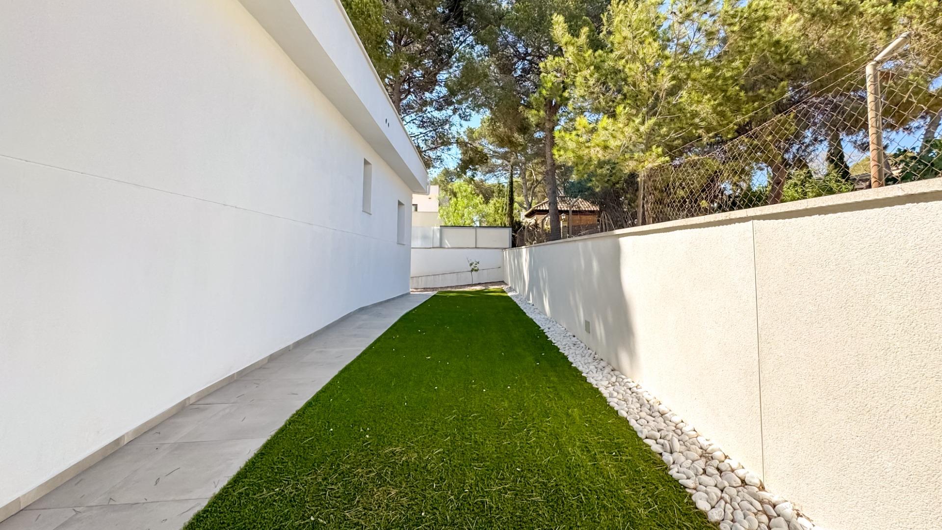 4 Bed, 4 Bath, HouseFor Sale, Torrevieja, Alicante