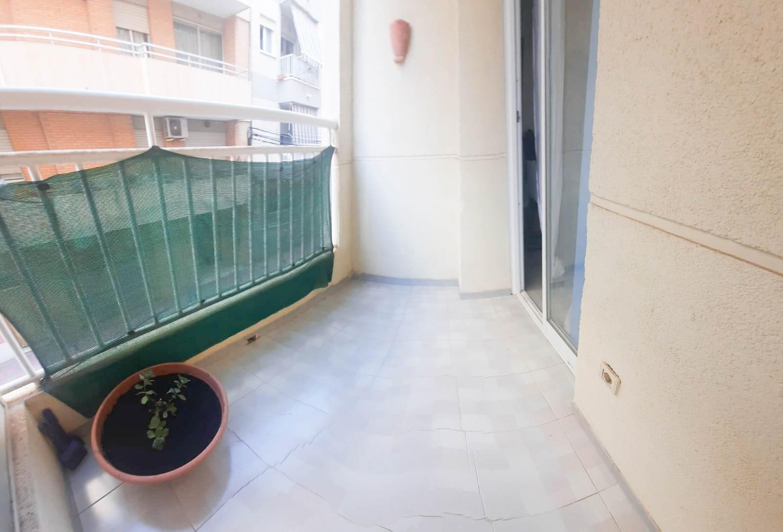 2 Bed, 1 Bath, ApartmentFor Sale, Torrevieja, Alicante