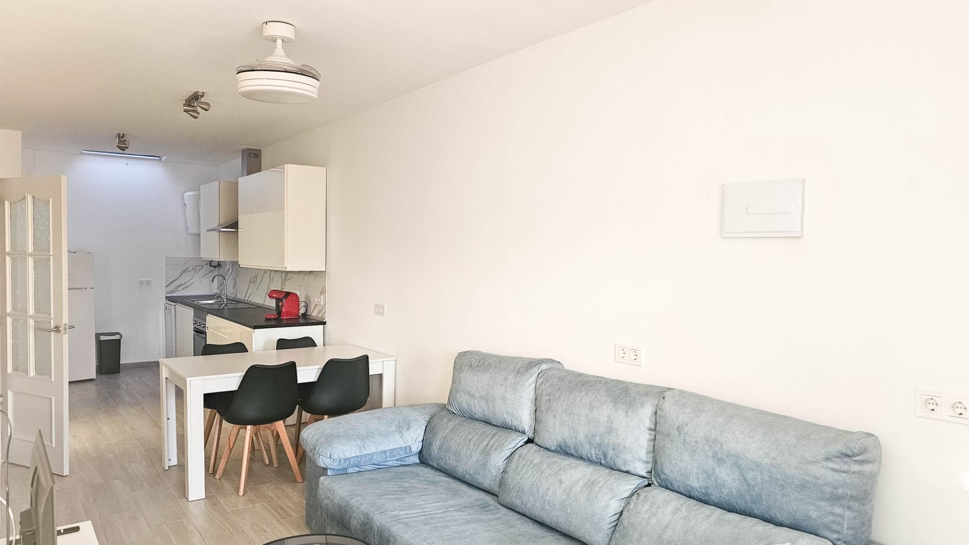 2 Bed, 1 Bath, HouseFor Sale, Torrevieja, Alicante