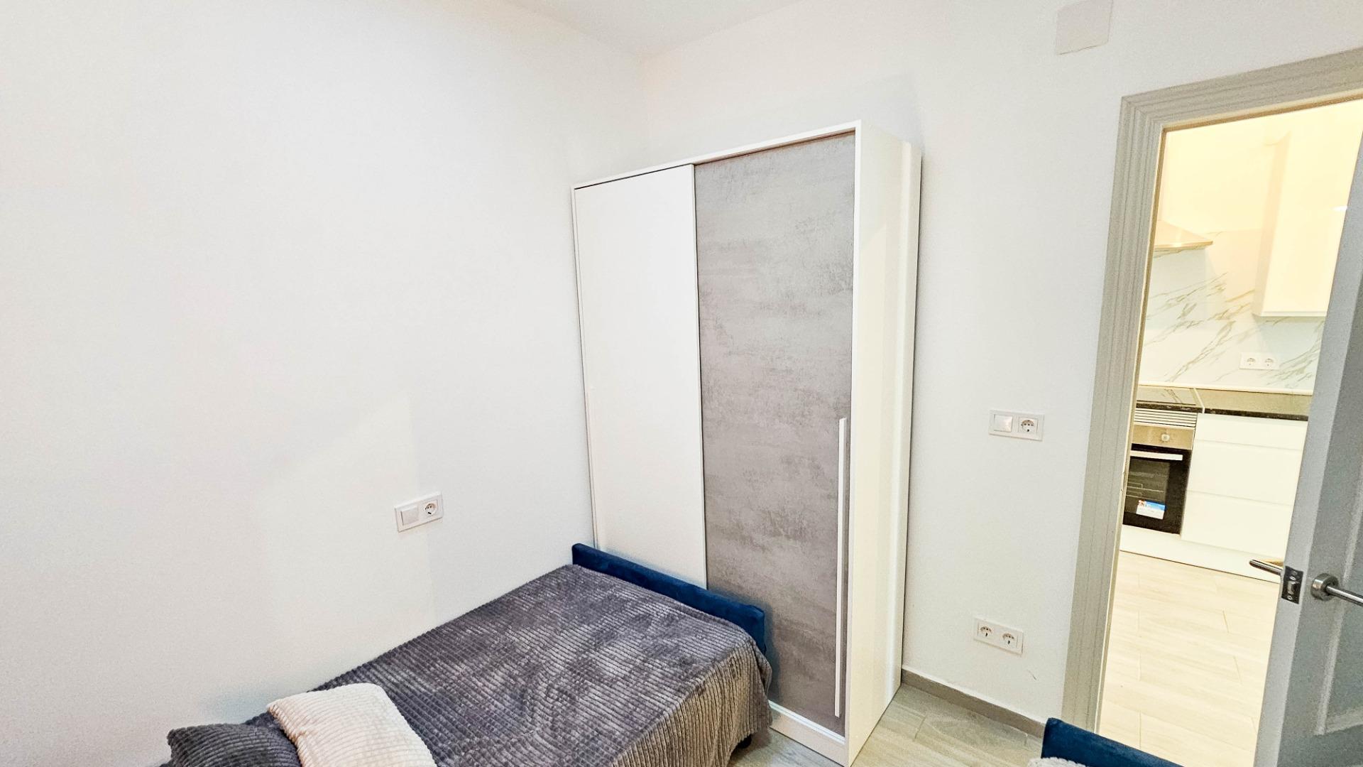 2 Bed, 1 Bath, HouseFor Sale, Torrevieja, Alicante