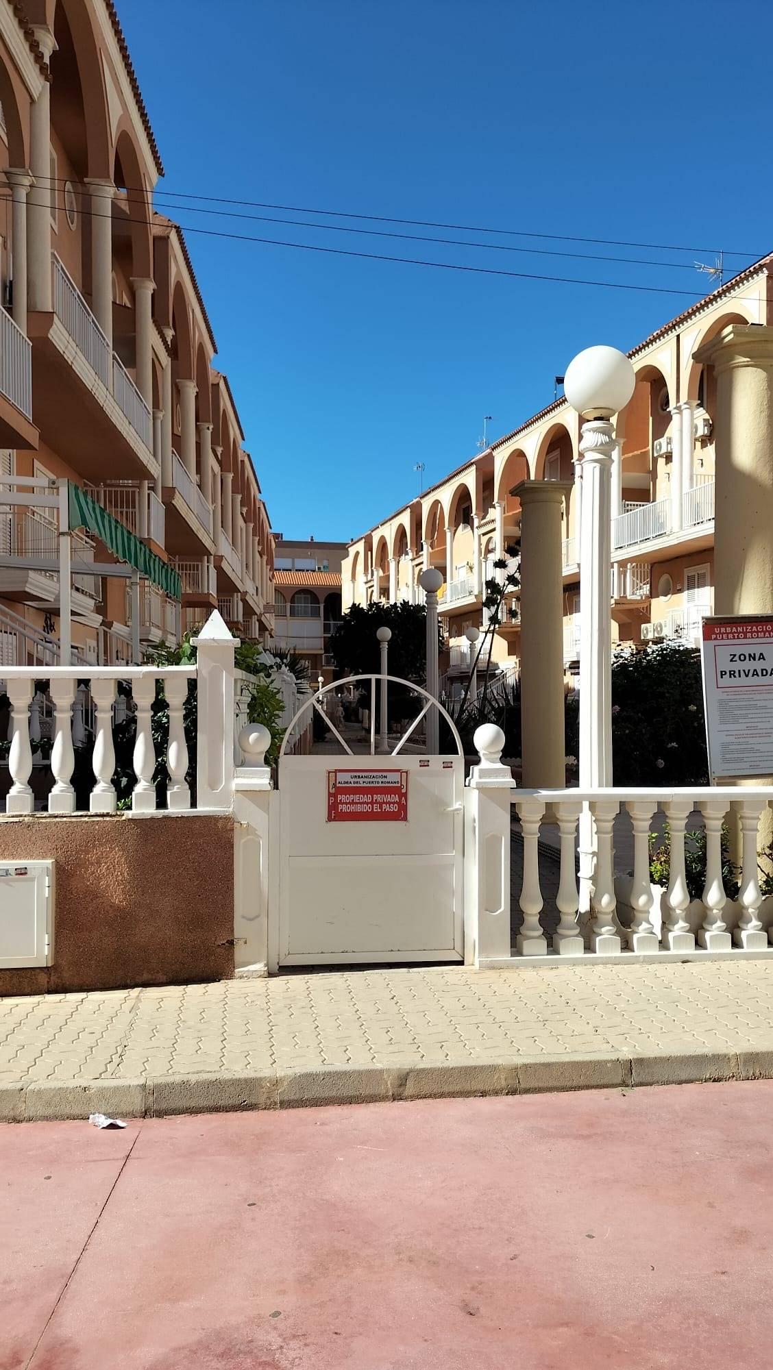 2 Bed, 1 Bath, ApartmentFor Sale, Torrevieja, Alicante