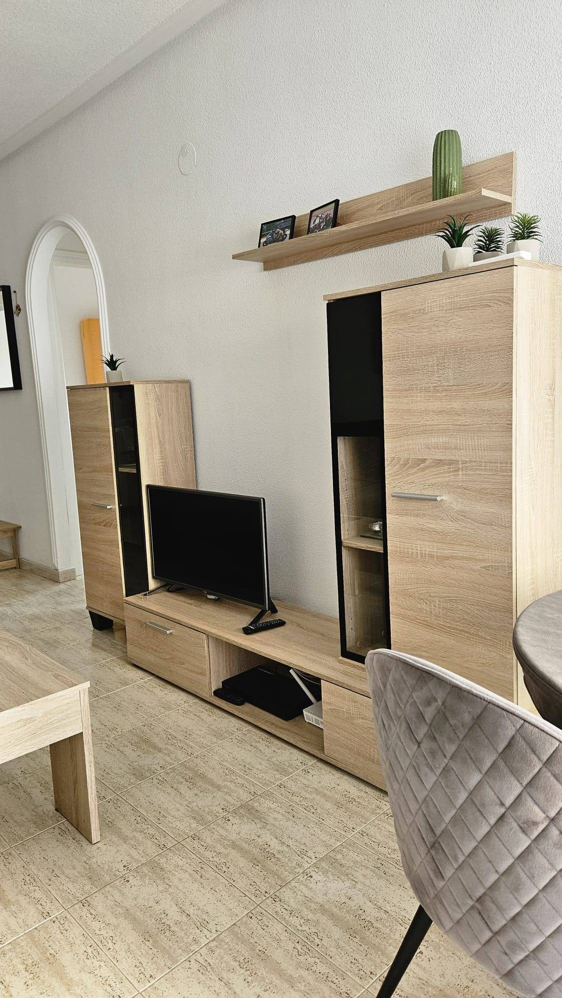 3 Bed, 1 Bath, ApartmentFor Sale, Torrevieja, Alicante