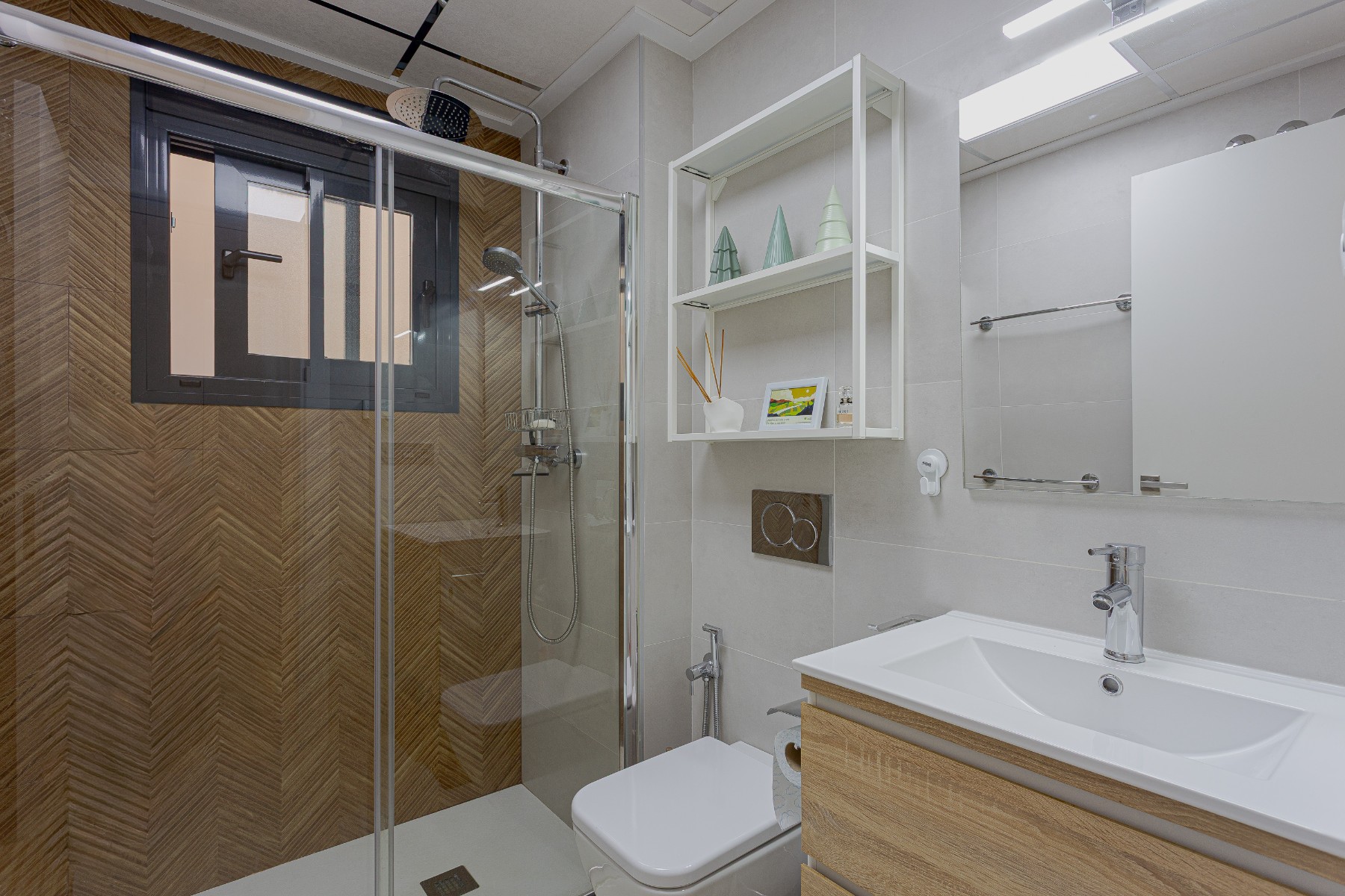 1 Bed, 1 Bath, ApartmentFor Sale, Torrevieja, Alicante