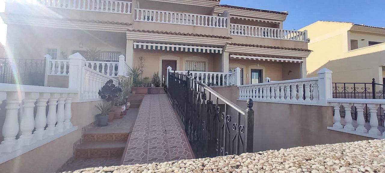 3 Bed, 2 Bath, HouseFor Sale, Torrevieja, Alicante