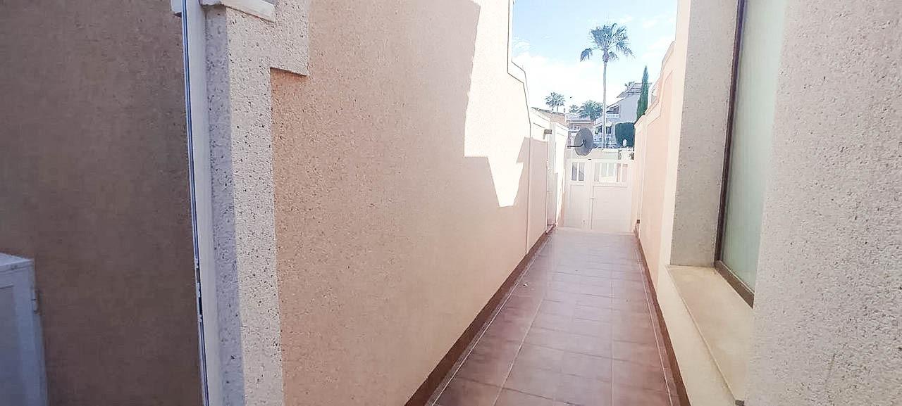 3 Bed, 2 Bath, HouseFor Sale, Torrevieja, Alicante