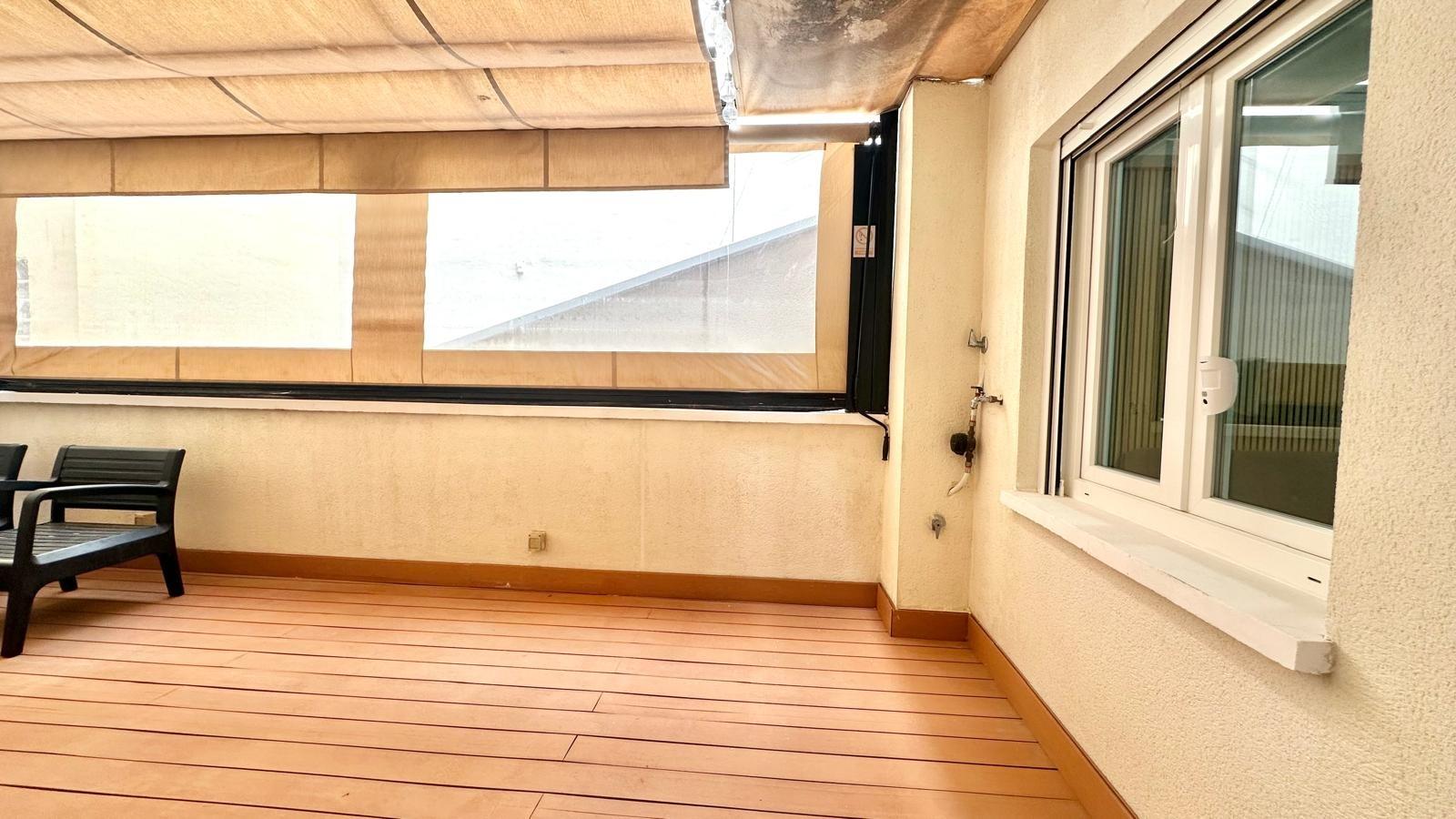 4 Bed, 2 Bath, ApartmentFor Sale, Torrevieja, Alicante