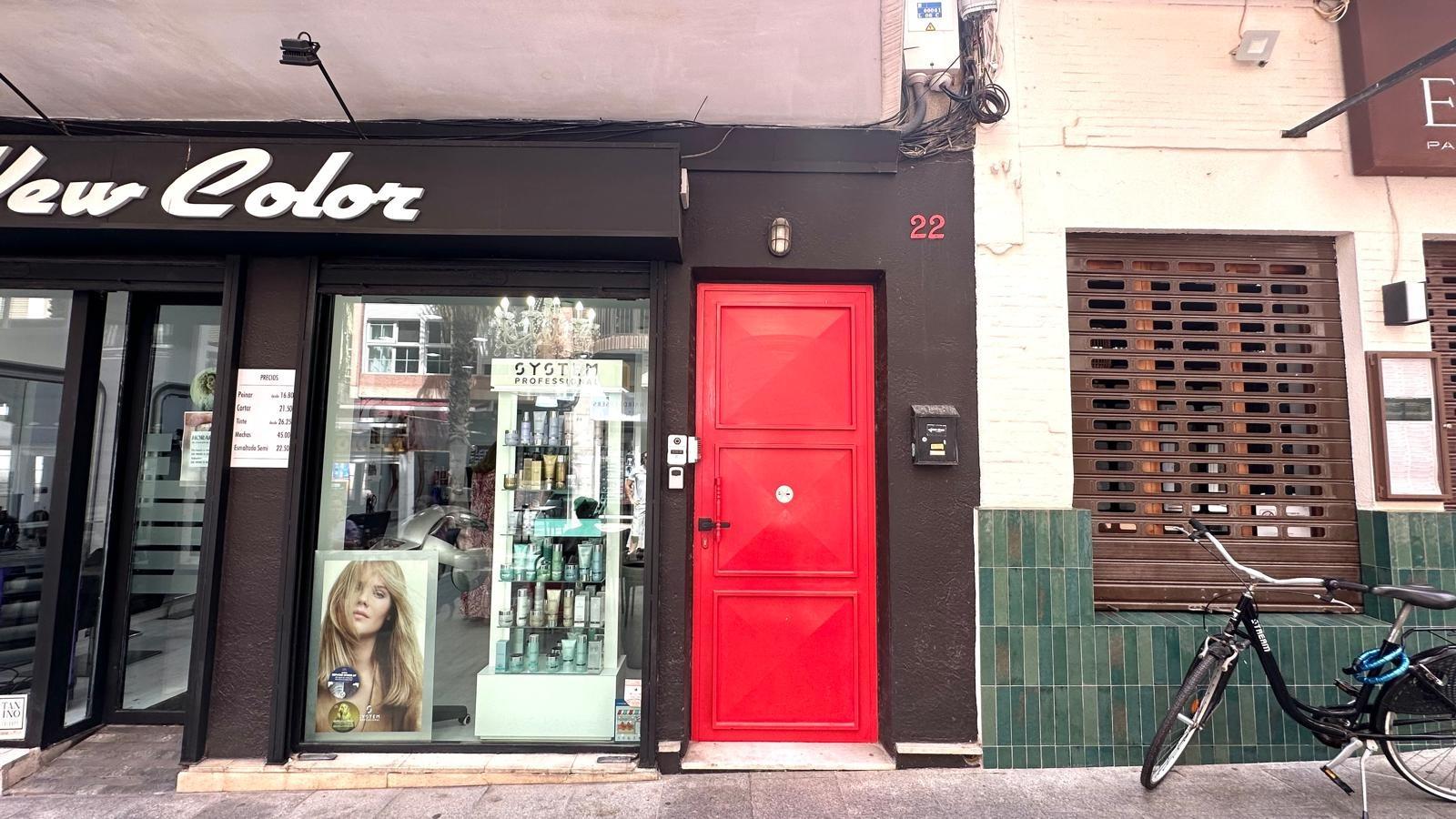 4 Bed, 2 Bath, ApartmentFor Sale, Torrevieja, Alicante