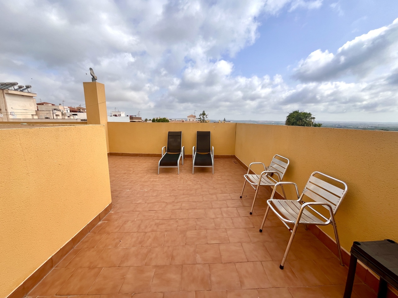 5 Bed, 3 Bath, ApartmentFor Sale, San Miguel de Salinas, Alicante