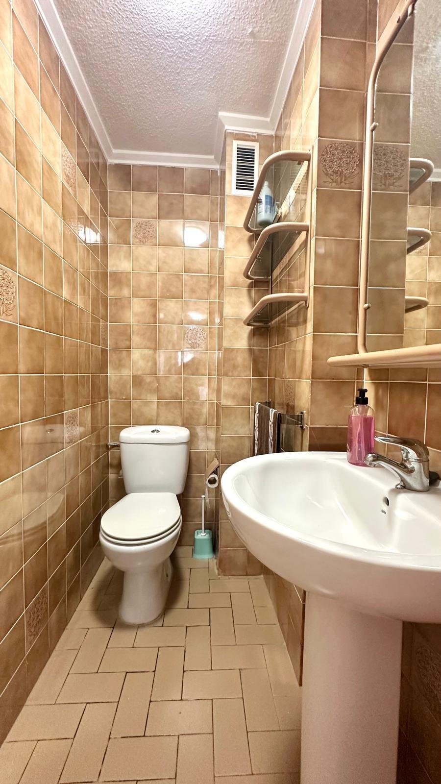 3 Bed, 1 Bath, ApartmentFor Sale, Torrevieja, Alicante